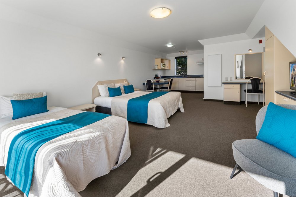 Avalon Motel twin studio
