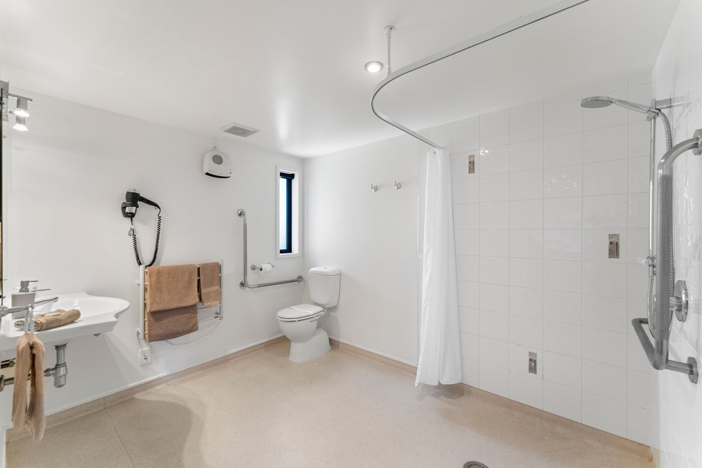 Avalon Motels luxury mobility access unit